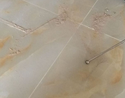 珠晖瓷砖空鼓维修公司分享粘合剂选择不当在瓷砖铺贴过程中可能导致以下问题